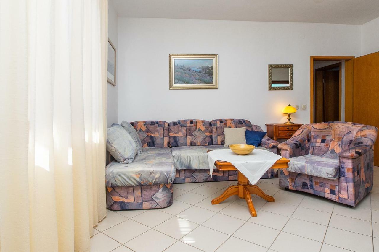 Apartment Olivera Trogir Eksteriør billede