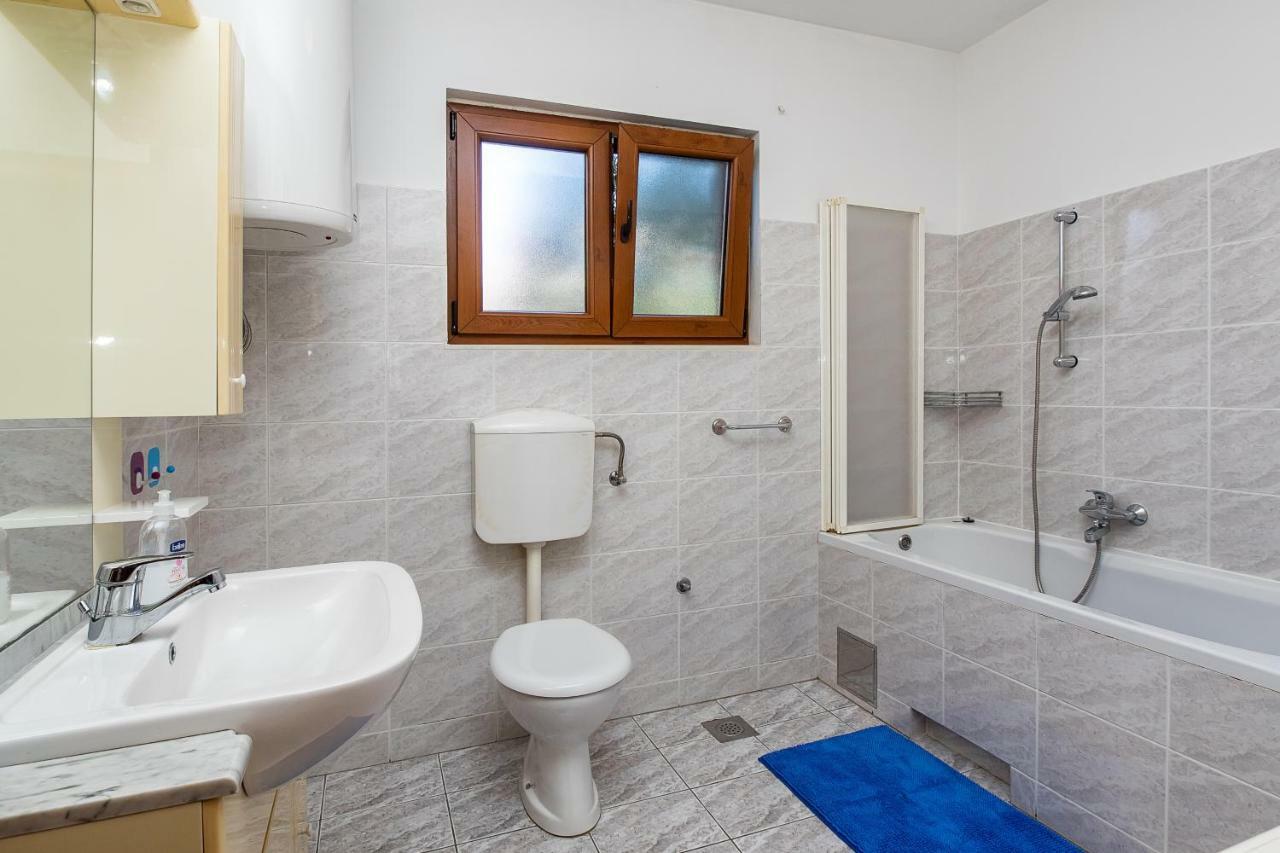 Apartment Olivera Trogir Eksteriør billede
