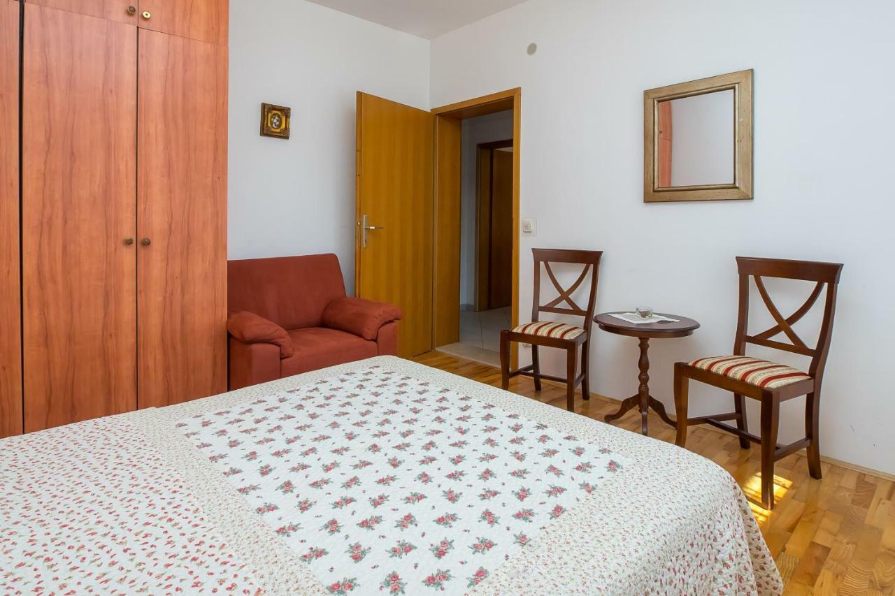 Apartment Olivera Trogir Eksteriør billede