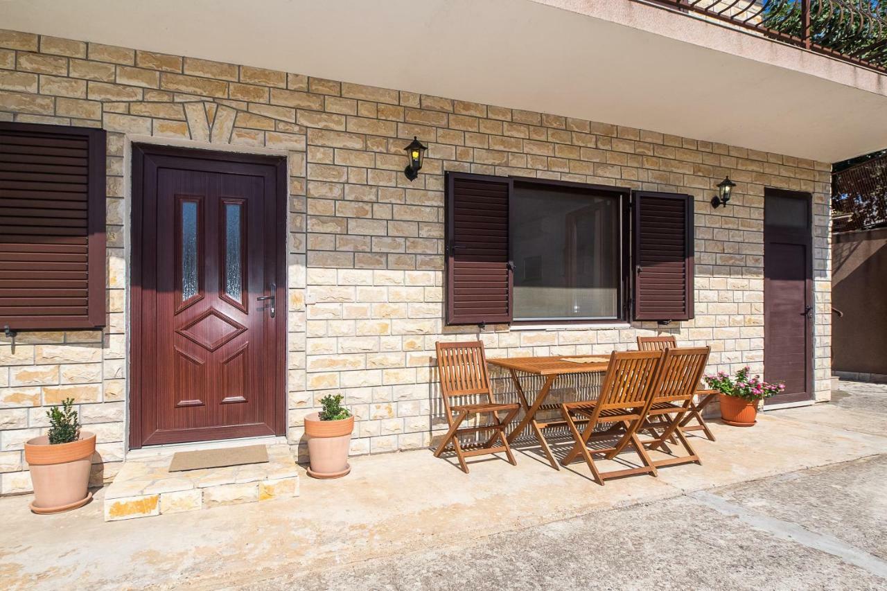 Apartment Olivera Trogir Eksteriør billede