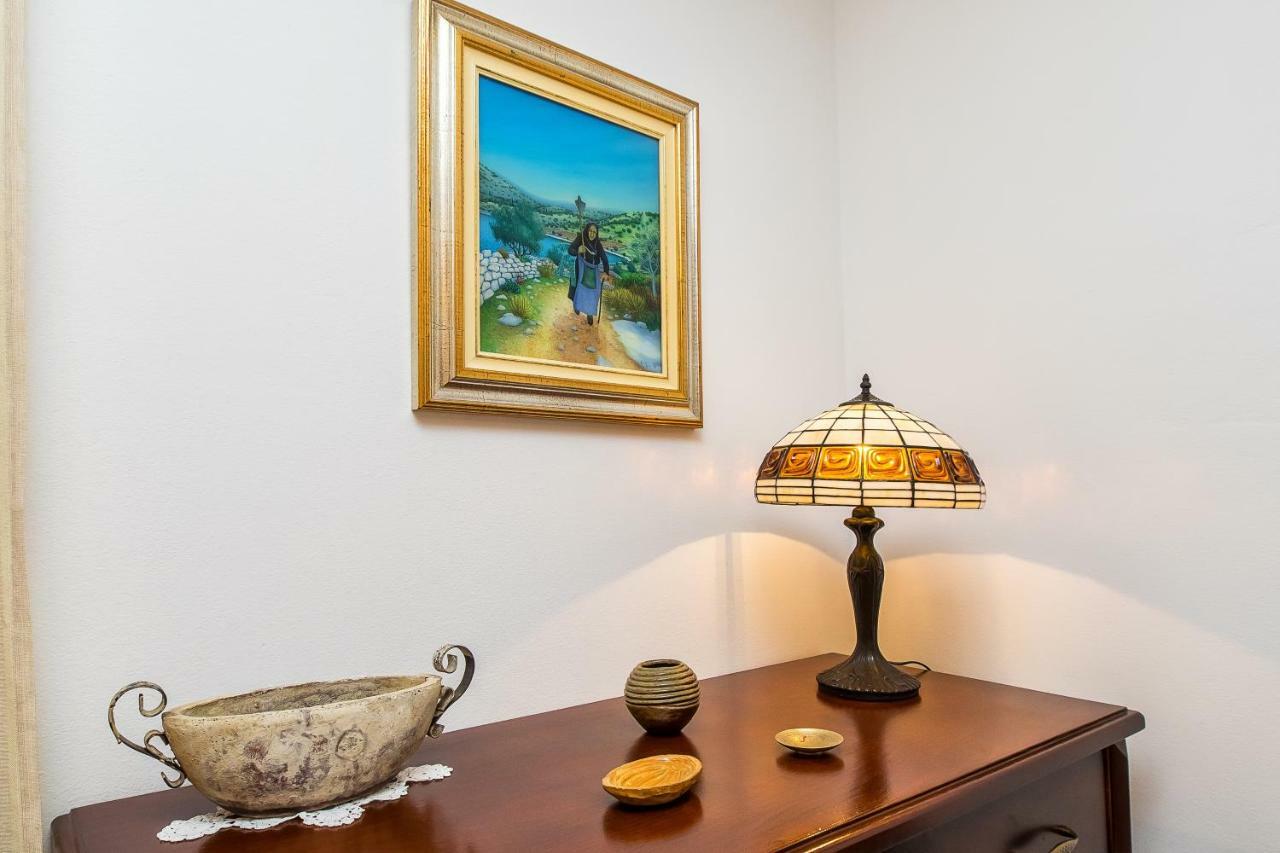Apartment Olivera Trogir Eksteriør billede